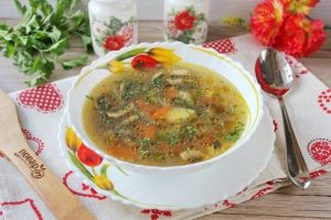 Диетический суп из шампиньонов