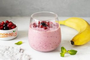 Бананово-смородиновый смузи