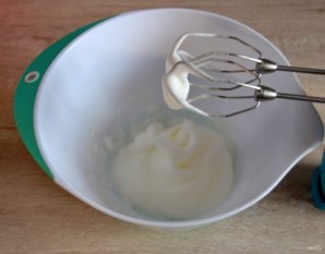 "Макаронс" на итальянской меренге