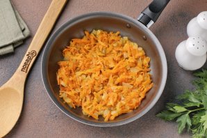 Суп из сайры с перловкой