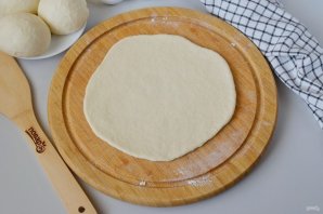 Лепешки с чесноком и сыром