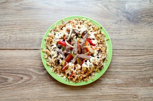 Салат с говядиной и грецкими орехами