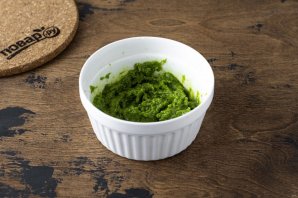 "Песто" с кешью и базиликом