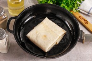 Хачапури из лаваша с творогом