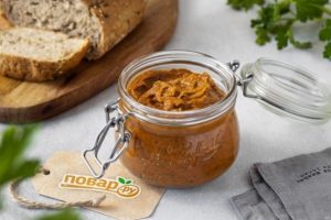 Баклажанная икра с томатной пастой