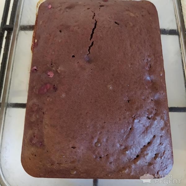 Рецепт: Шоколадно-малиновый пирог - С замороженной малиной