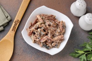 Суп из сайры с перловкой