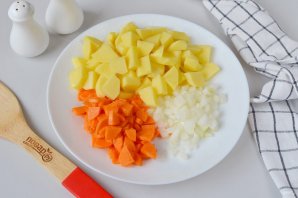 Суп с нутом и фрикадельками Суп с нутом и фрикадельками