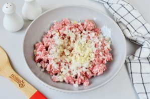 Суп с нутом и фрикадельками Суп с нутом и фрикадельками