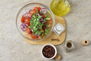 Салат из консервированной белой фасоли Салат из консервированной белой фасоли