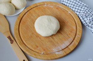 Лепешки с чесноком и сыром