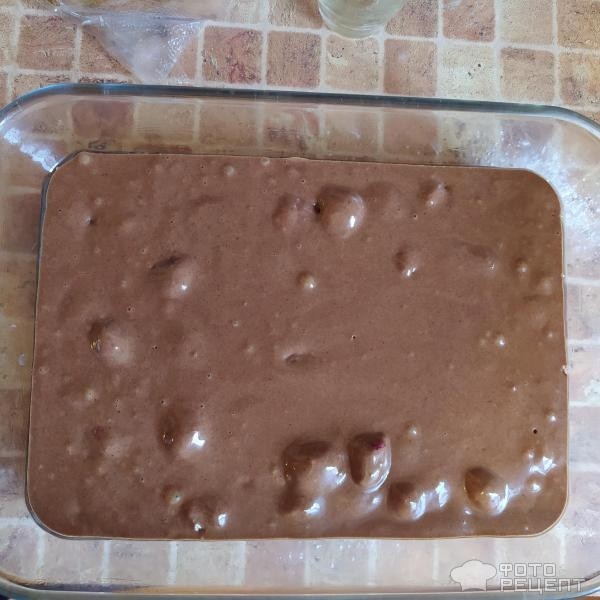 Рецепт: Шоколадно-малиновый пирог - С замороженной малиной