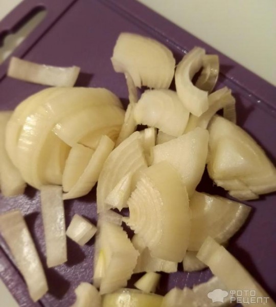 Рецепт: Картофель "Далекое детство" - Любимый с детства ужин - с сосисками, маринованной капустой и зеленым горошком