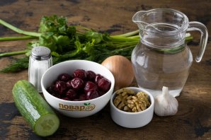 Грузинский суп из вишни