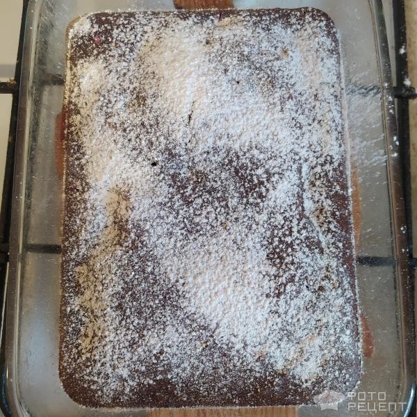 Рецепт: Шоколадно-малиновый пирог - С замороженной малиной