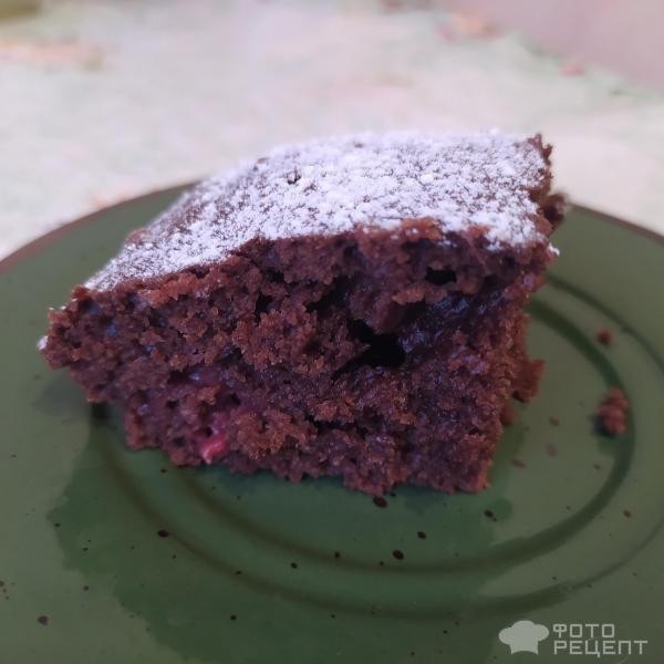 Рецепт: Шоколадно-малиновый пирог - С замороженной малиной