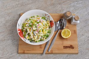 Крабовый салат с пекинской капустой